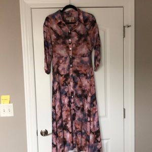 Anthropologie Shirt-Style Button Up Dress in BEAUTIFUL abstract print